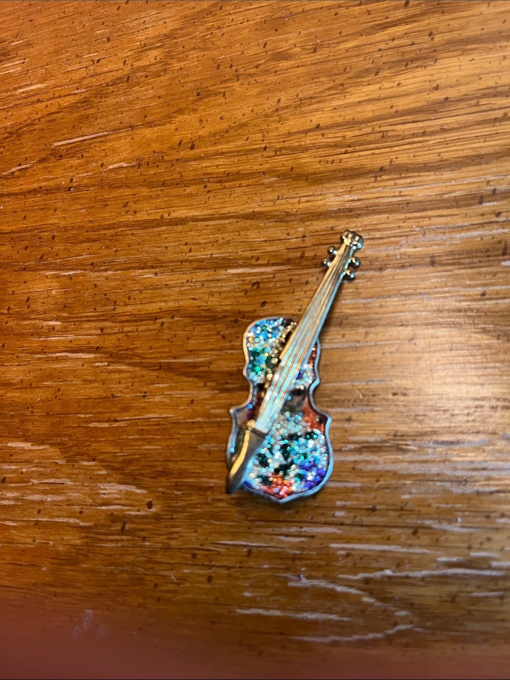Violin Pin